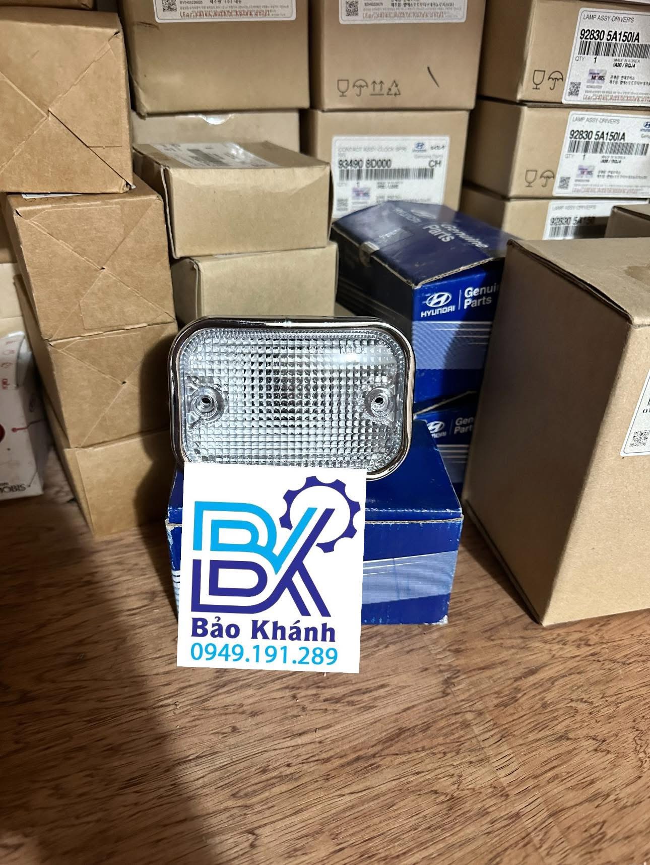 Đèn bậc lên xuống xe khách 29 chỗ county