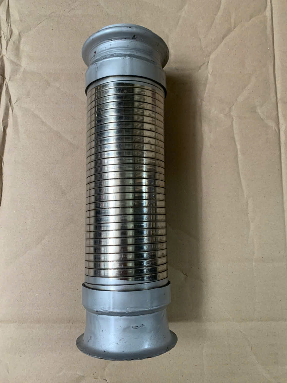 Ruột gà ống xả ô tô County 29 chỗ ( CỔ XẢ MỀM)