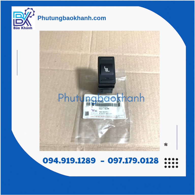 Công tắc đèn bậc xe universe