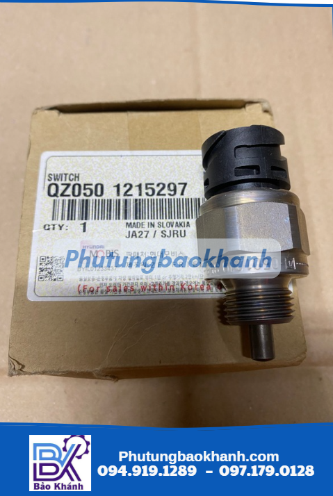 Báo lùi universe (QZ050 1215297)