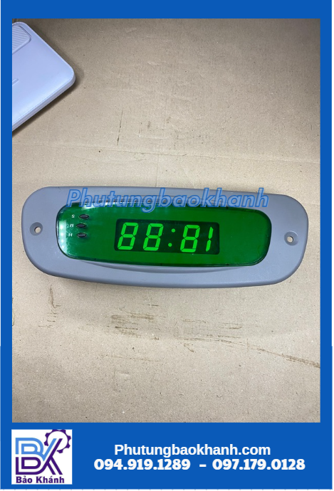 đồng hồ báo giờ County