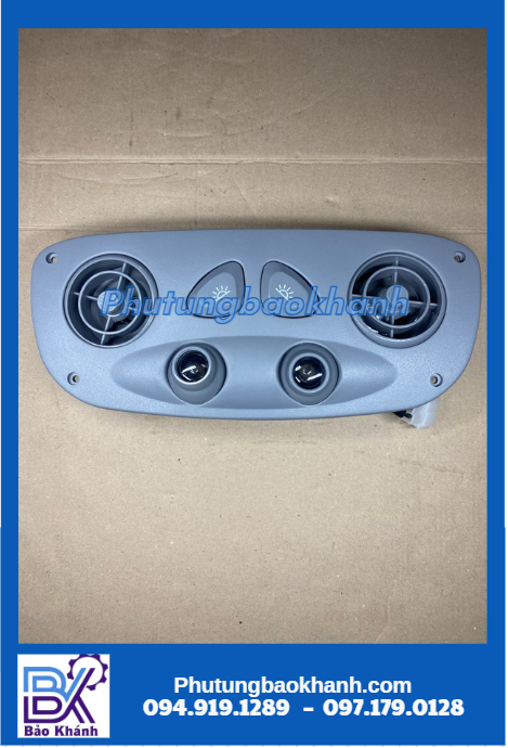 cửa gió có đèn đọc sách County