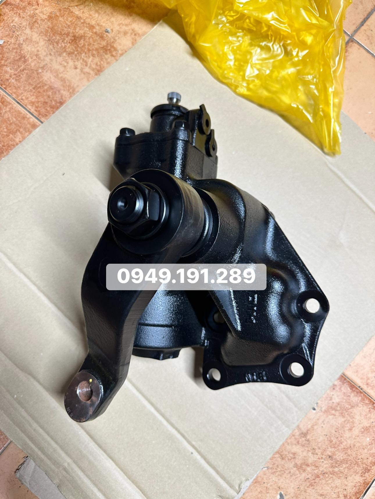 BÓT LÁI XE COUNTY, MIGHTY, HYUNDAI HD65, HD72, HD800 (57600 5A220)